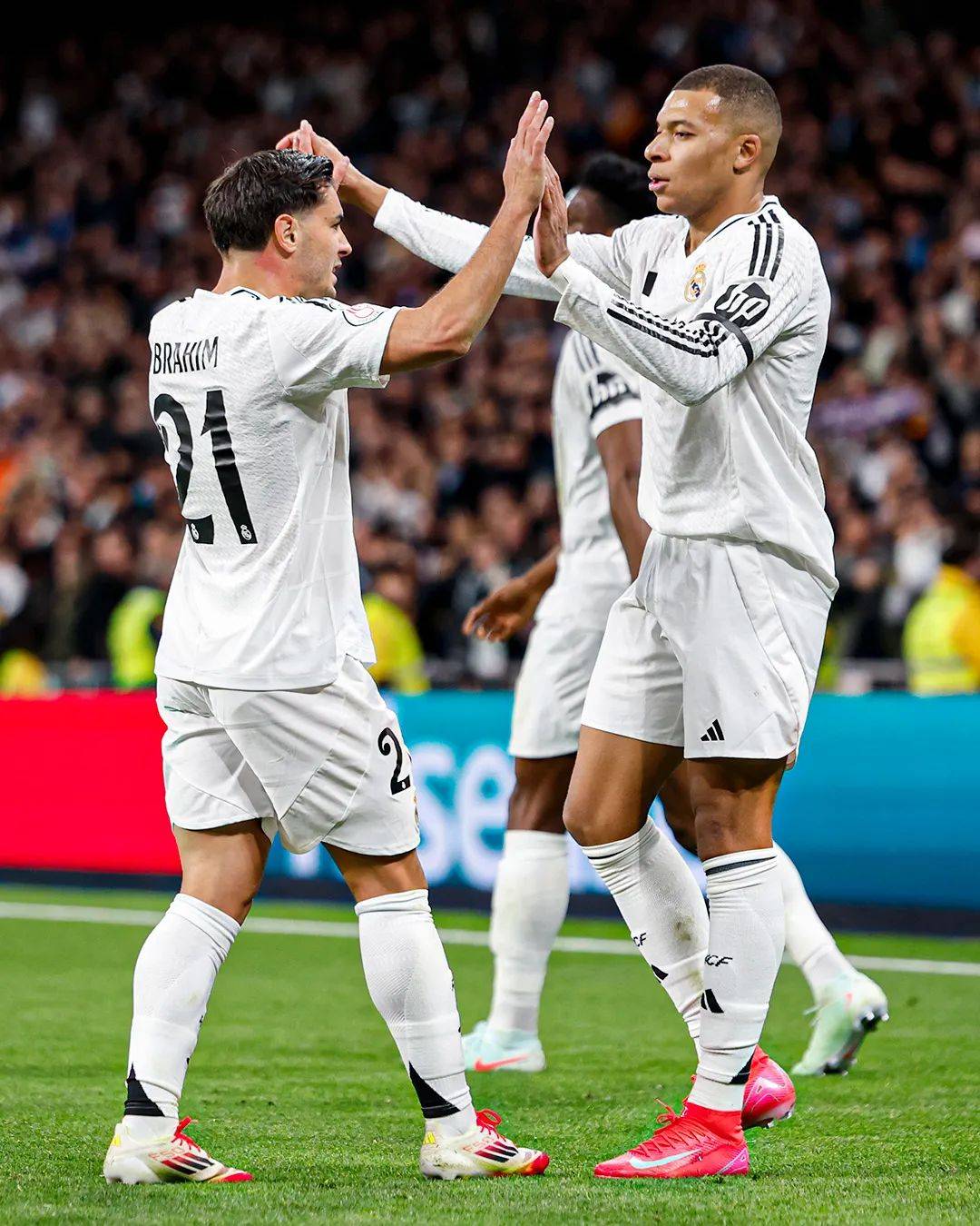 塞尔塔主帅感谢球员拼搏，击败对手