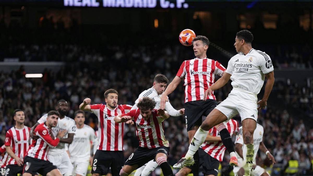 皇马中场表现抢眼，助球队取胜