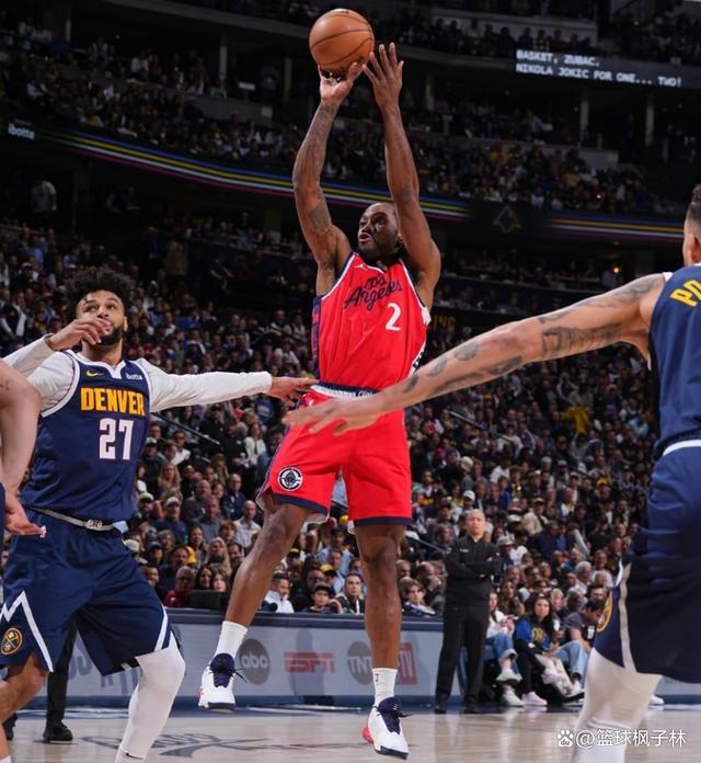 拉齐奥锋煤皇位，主教练盛赞球员表现的简单介绍