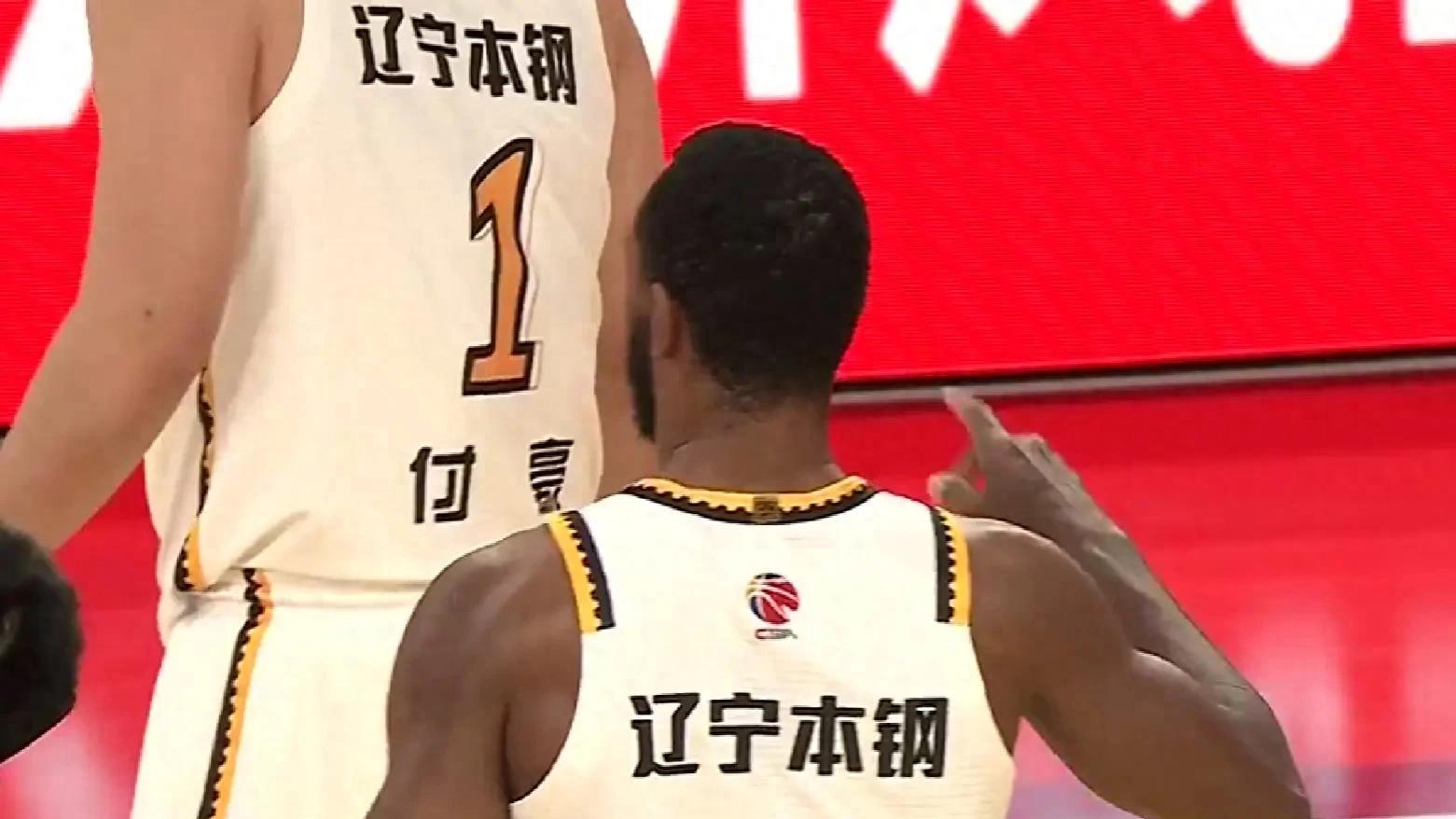 北京首钢迎战辽宁男篮，展开强力对决