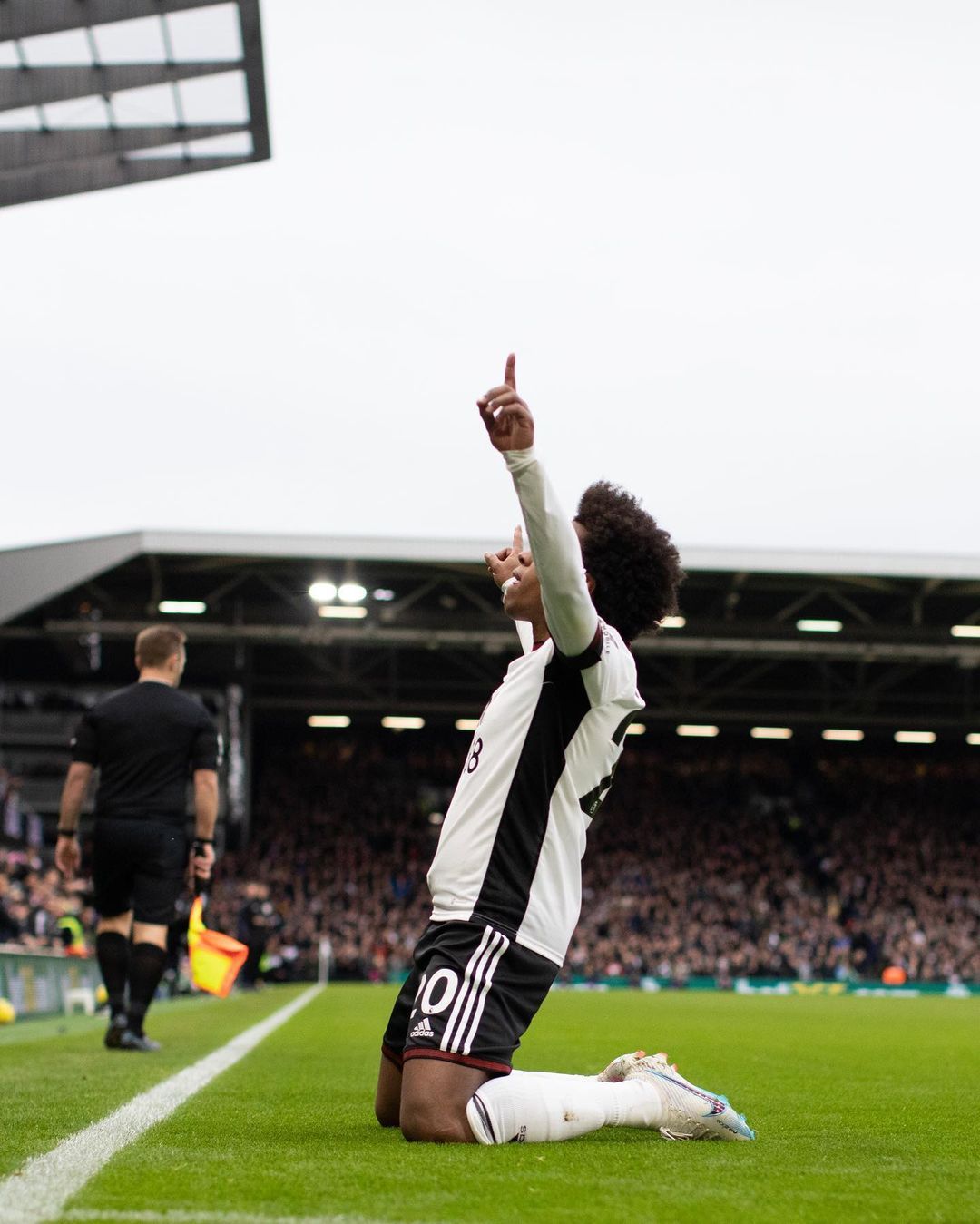 瑞士球员在热身赛中锻炼身体状态