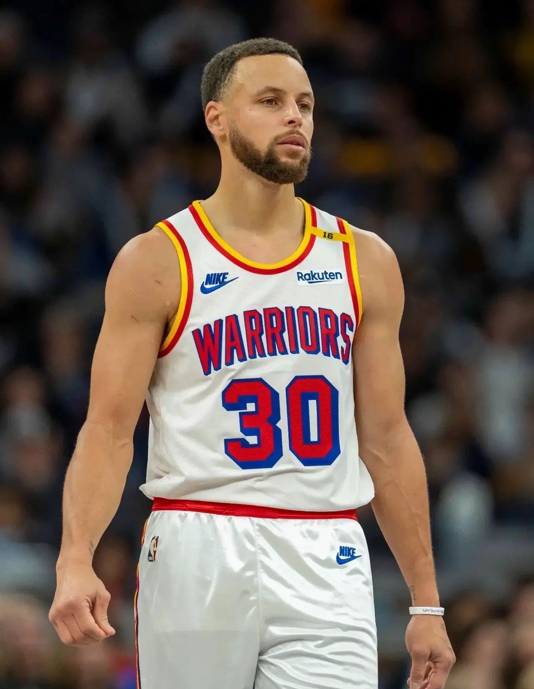 勇士后卫状态神勇，球队备战信心十足