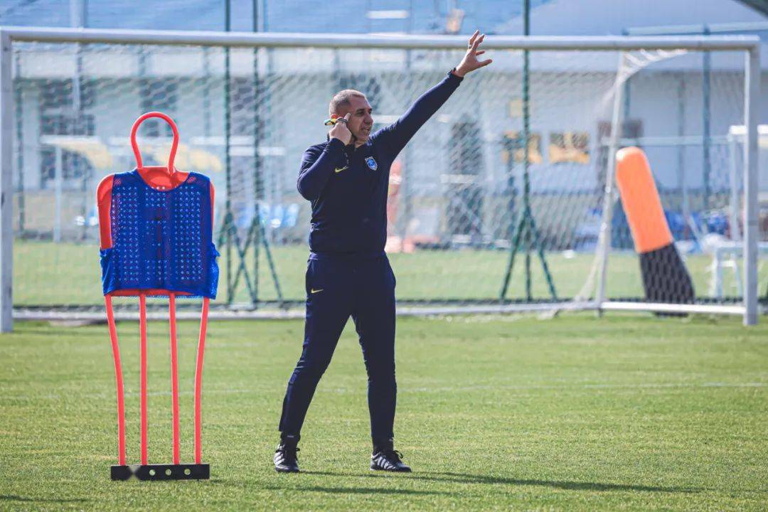 欧足联推出新政策提高球员体能考核标准