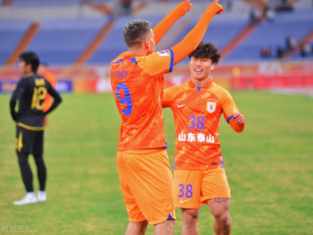 关于凯里亚尔艰难晋级，成功登顶亚冠小组头名的信息