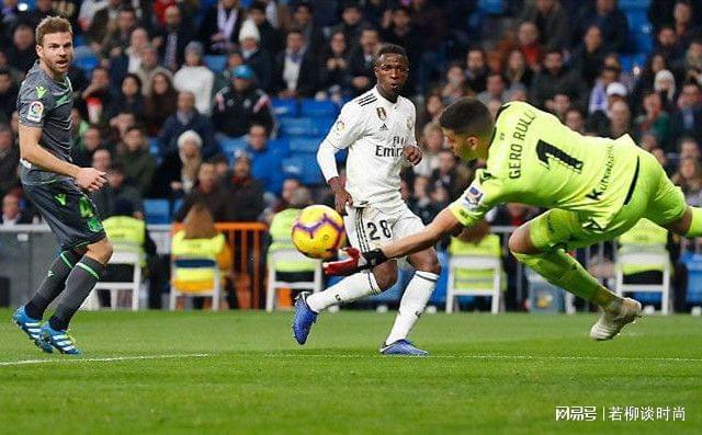 包含皇家社会取得胜利，稳固前四位置的词条