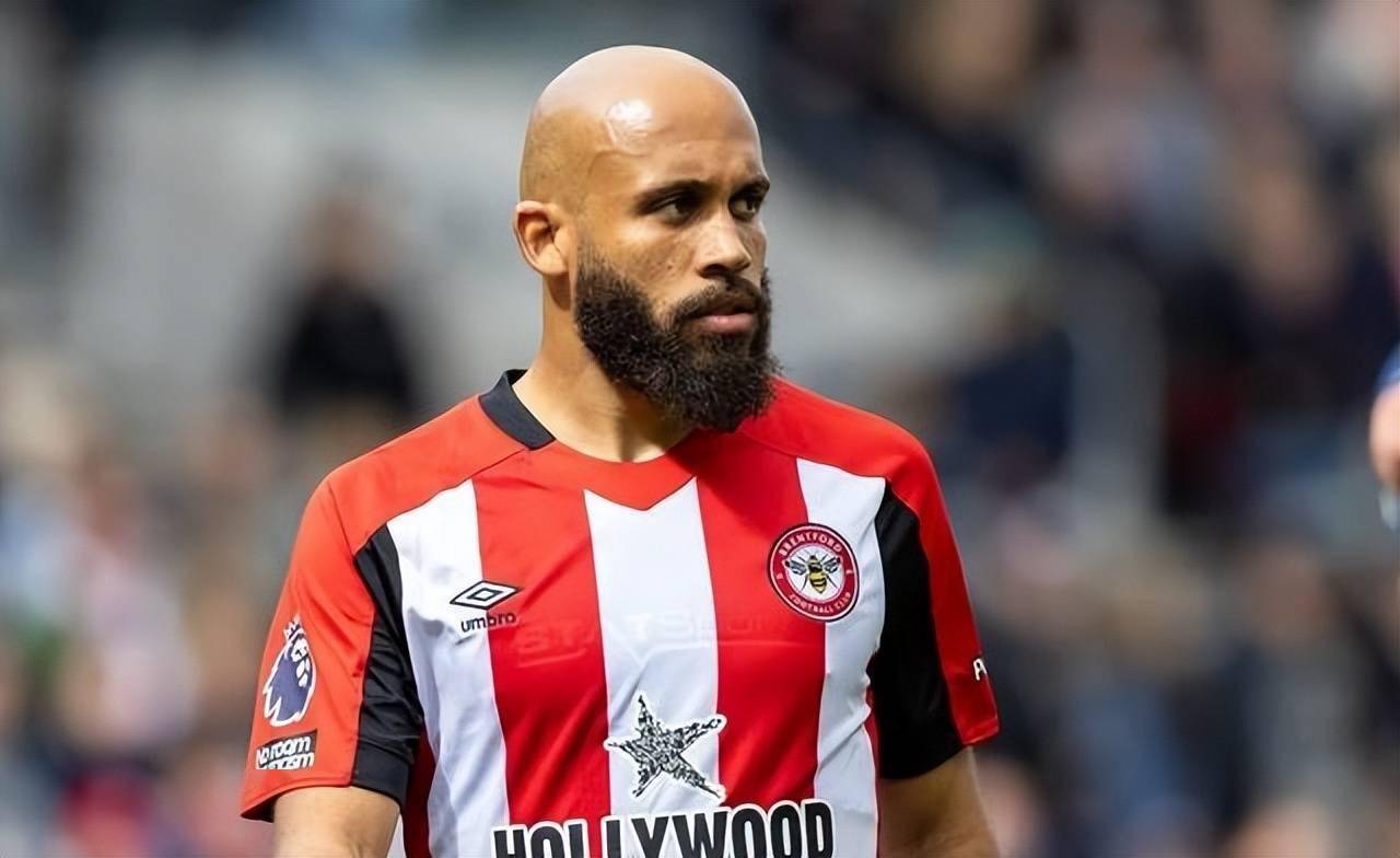 落后球埃因霍温惊险逆转克莱夫德躲着势的简单介绍